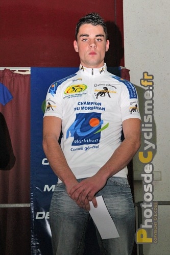 AGCD562010 (126)